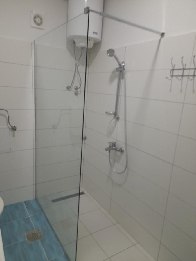 Guest House Bajceta 헤르섹 외부 사진
