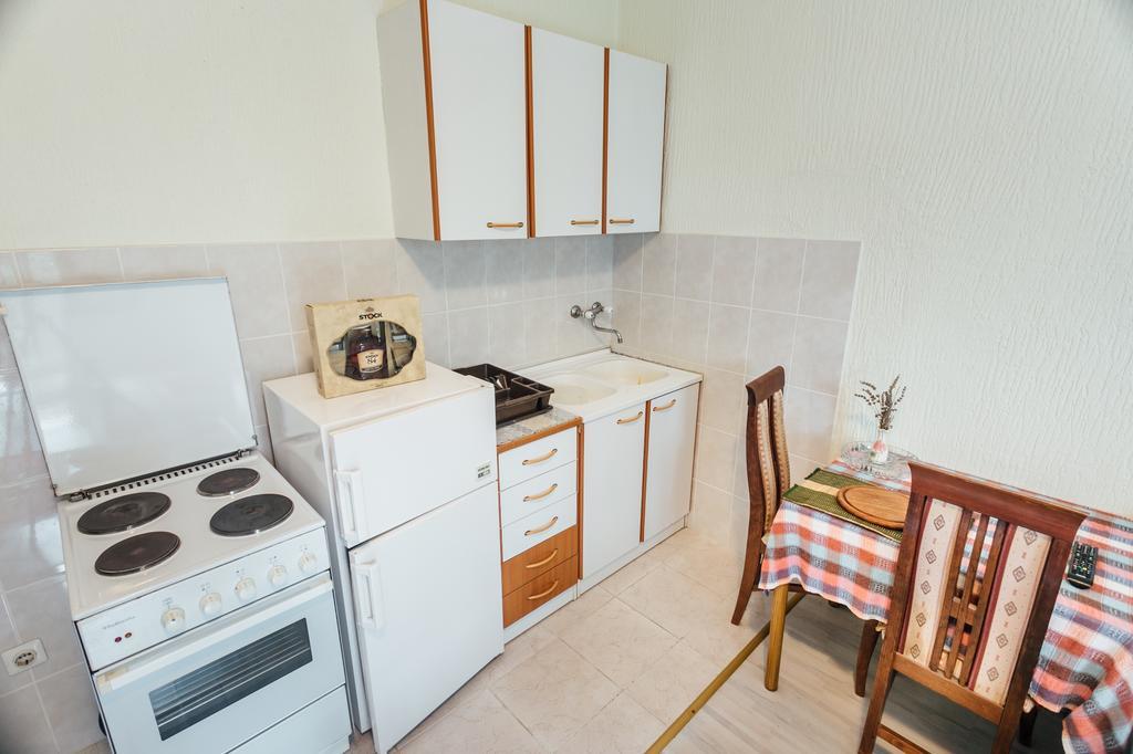 Guest House Bajceta 헤르섹 외부 사진