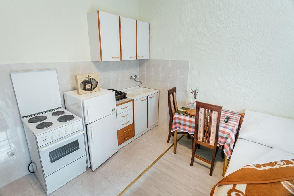 Guest House Bajceta 헤르섹 외부 사진