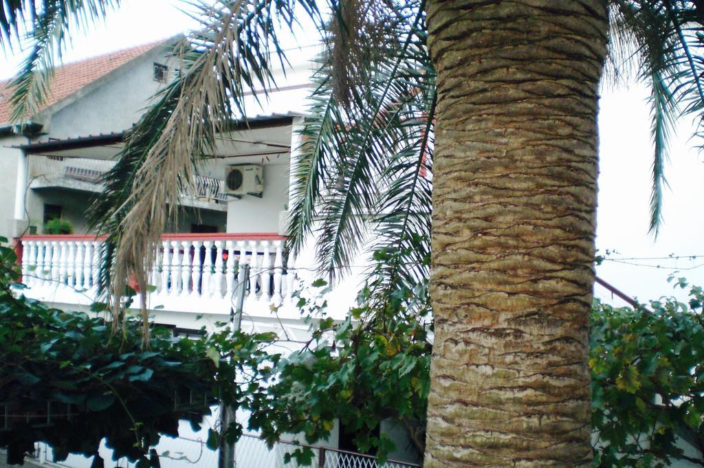 Guest House Bajceta 헤르섹 외부 사진