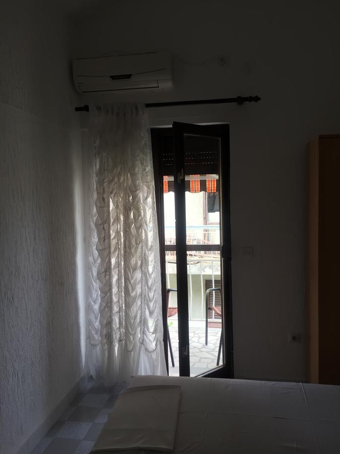 Guest House Bajceta 헤르섹 외부 사진