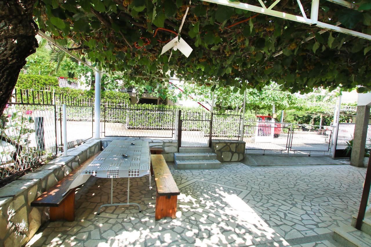 Guest House Bajceta 헤르섹 외부 사진