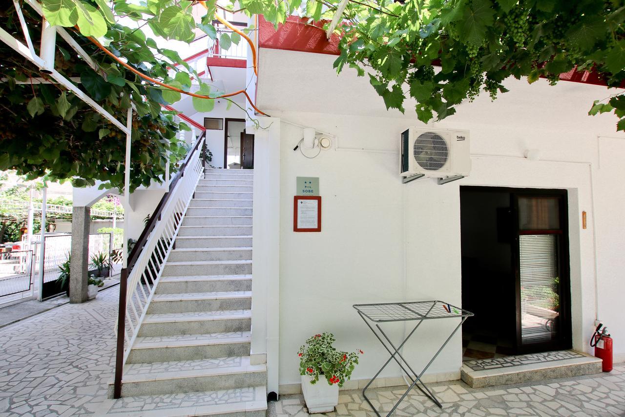 Guest House Bajceta 헤르섹 외부 사진
